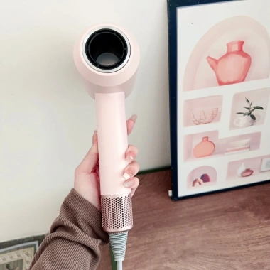 Máy sấy tóc Hồng Pastel MIKI DREAME HAIR 2 chiều nóng lạnh, nhiệt thông minh 2.300W - 299.000 VND