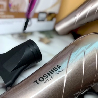 Máy Sấy Tóc Toshiba 551-3.000W 2 Chiều Công Suất Lớn, Tặng Đầu Thổi 129k