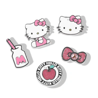 MEOXINHSTUDIO Charm Gắn Sục Hello Kitty Kim Loại Dễ Thương Trendy Siêu Hot Giá 28.000 VND