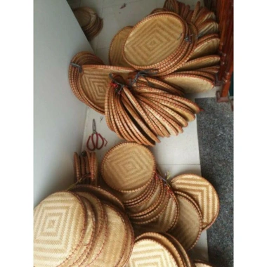 Mẹt tre đa năng đựng bún đậu, hoa, rau, đồ ăn - Nhiều size, chỉ 25.000₫ (giá gốc 30.000₫) 4 Mẹt tre đa năng đựng bún đậu, hoa, rau, đồ ăn - Nhiều size, chỉ 25.000₫ (giá gốc 30.000₫) 4