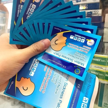 Miếng Dán Say Tàu Xe Hộp 10 Miếng - Bảo Vệ An Toàn, Dễ Dán, Giá 76.000₫