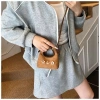 Mini túi đeo chéo nữ vải dạ mềm hoa nổi chấm bi, chỉ 59.000đ, thích hợp bé gái 3