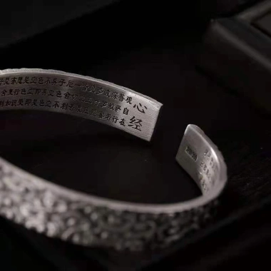 Miyan Sterling Bạc Nguyên Chất: Vòng Tay Đám Mây Trái Tim Retro Nam Nữ Giá 101.200 VND 3
