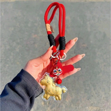 Móc Khoá Charm Ngựa Vàng Thần Tài Dây Đeo May Mắn Tết Bính Ngọ 2.026 - Giá 45.000 VND