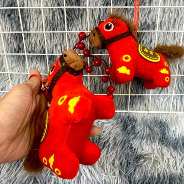 Móc Khóa Ngựa Gấu Bông Đỏ Độc Đáo - Quà Tết Bính Ngọ 2.026, Giá 49.000 6 Móc Khóa Ngựa Gấu Bông Đỏ Độc Đáo - Quà Tết Bính Ngọ 2.026, Giá 49.000 6