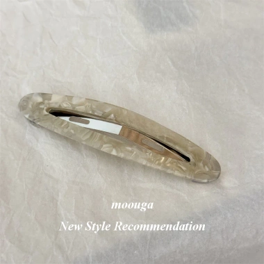 Moouga Kẹp Tóc Acetate Khí Chất Breaking Clip Rỗng Hình Bầu Thời Trang Giá 46.267 VND 8 Moouga Kẹp Tóc Acetate Khí Chất Breaking Clip Rỗng Hình Bầu Thời Trang Giá 46.267 VND 8