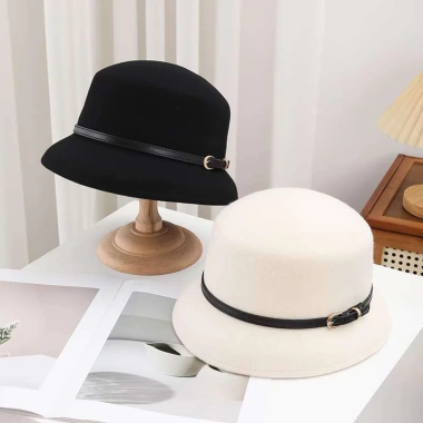 Mũ chuông dạ phối đai da sang chảnh - Giá chỉ 125.000₫, giảm từ 160.000₫