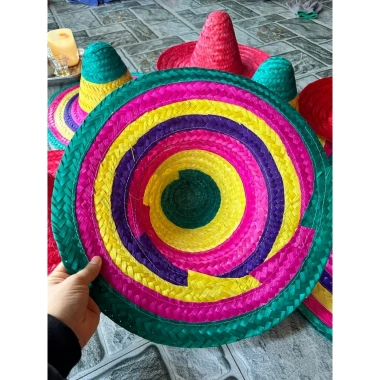 Mũ cói Mexico 7 màu vành rộng che nắng, trẻ em & người lớn đều phù hợp – làm theo yêu cầu, giá 34.999 VND 5 Mũ cói Mexico 7 màu vành rộng che nắng, trẻ em & người lớn đều phù hợp – làm theo yêu cầu, giá 34.999 VND 5