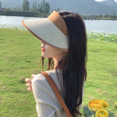 Mũ cói rộng vành chống nắng nửa đầu hoạ tiết gắn lá - Phụ kiện thời trang nữ, giá ưu đãi 39.999đ 3 Mũ cói rộng vành chống nắng nửa đầu hoạ tiết gắn lá - Phụ kiện thời trang nữ, giá ưu đãi 39.999đ 3