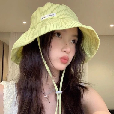 Mũ nón bucket vành rộng dáng kẻ nhỏ mềm mát nữ Giá chỉ 82.000đ giảm tới 23%