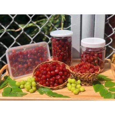 Mứt Chùm Ruột Sóc Chanh Muối Chua Ngọt 1kg/500gr Siêu Ngon Giá Ưu Đãi 69.000₫ 3 Mứt Chùm Ruột Sóc Chanh Muối Chua Ngọt 1kg/500gr Siêu Ngon Giá Ưu Đãi 69.000₫ 3