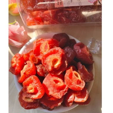Mứt Đào Chẻ Đôi 500g 2cMart - Ngon tự nhiên, giảm giá 19% chỉ 74.455 VND