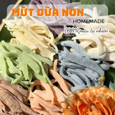 Mứt Dừa Non Sữa Sợi 500g - Homemade Thơm Ngon, Đậm Đà, Ăn Vặt Dẻo Dành Cho Gia Đình Mứt Dừa Non Sữa Sợi 500g - Homemade Thơm Ngon, Đậm Đà, Ăn Vặt Dẻo Dành Cho Gia Đình
