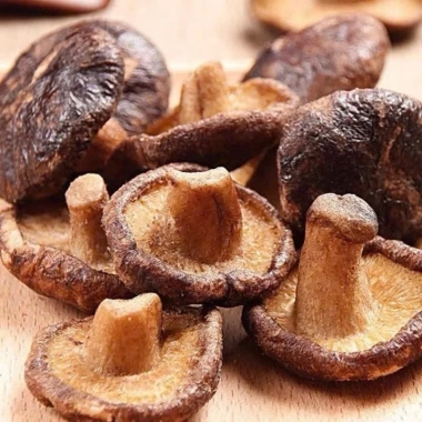Nấm sấy thăng hoa giòn 500g - Giá 110k, giòn tan, thơm ngon, không chất bảo quản