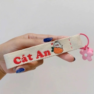 Nametag móc khóa thêu tên SĐT, thẻ bé chuông + sticker, tag treo balo - 53.655₫ 9 Nametag móc khóa thêu tên SĐT, thẻ bé chuông + sticker, tag treo balo - 53.655₫ 9