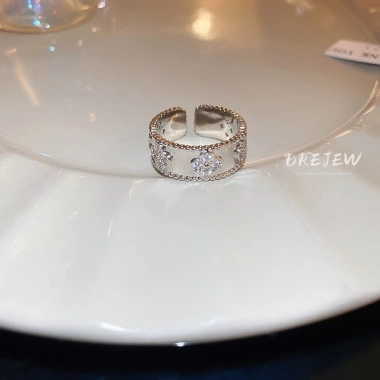 Nhẫn DREJEW Zircon hoa mở vòng cho ngón tay trỏ - Sang trọng, giá 60,450₫ 2