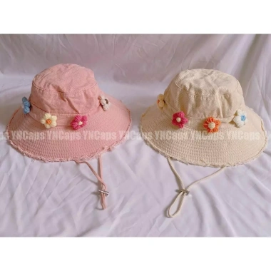 Nón bucket tua rua viền rách gắn hoa len - Unisex chống nắng, người lớn & bé 2‑5 tuổi