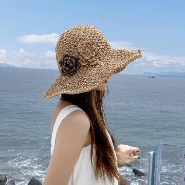 Nón cói rộng vành đính hoa thời trang mùa hè nữ, thích hợp đi biển giá 154.440 VND 7 Nón cói rộng vành đính hoa thời trang mùa hè nữ, thích hợp đi biển giá 154.440 VND 7