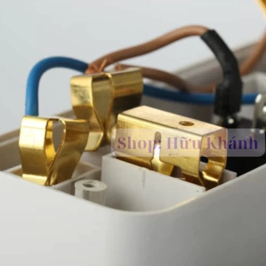 Ổ cắm chuyển đổi 2 chấu sang 3 chấu có công tắc tắt mở - Chống giật, nhựa ABS chịu nhiệt, an toàn, giá chỉ 30.000₫
