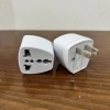 Ổ chuyển đổi phích cắm 3 chân sang 2 chân, chấu tròn dẹt trắng - 10.000 VND 8