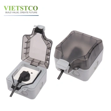 Ổ điện ngoài trời IP66 chống nước - Giá chỉ 130.000đ, tiết kiệm và bền bỉ