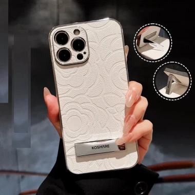 Ốp da trà đỏ mạ điện cho iPhone 16 Pro Max, 15 Pro, 14 Pro Max - Giá 98.280 VND 2 Ốp da trà đỏ mạ điện cho iPhone 16 Pro Max, 15 Pro, 14 Pro Max - Giá 98.280 VND 2