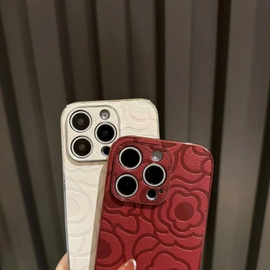 Ốp da trà đỏ mạ điện cho iPhone 16 Pro Max, 15 Pro, 14 Pro Max - Giá 98.280 VND 5 Ốp da trà đỏ mạ điện cho iPhone 16 Pro Max, 15 Pro, 14 Pro Max - Giá 98.280 VND 5