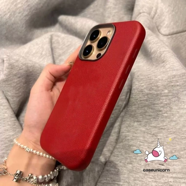 Ốp điện thoại iPhone đỏ sang trọng, da cảm giác và khung kim loại, tương thích iPhone 12-17 Pro Max, giảm còn 13.000₫ 9
