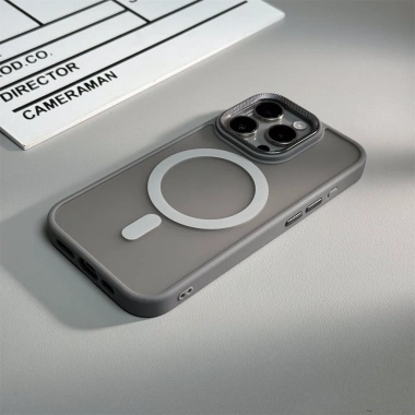 Ốp điện thoại từ tính DESERT TITANIUM cho iPhone 16/15/14/13/12/11 - bảo vệ mặt sau cứng viền mềm giảm 21%