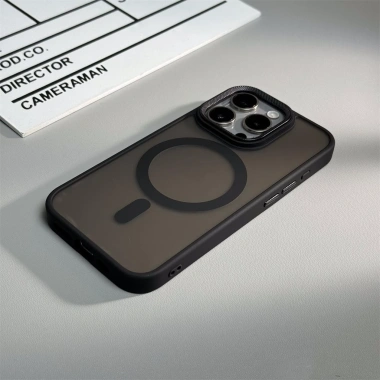 Ốp điện thoại từ tính DESERT TITANIUM cho iPhone 16/15/14/13/12/11 - bảo vệ mặt sau cứng viền mềm giảm 21%