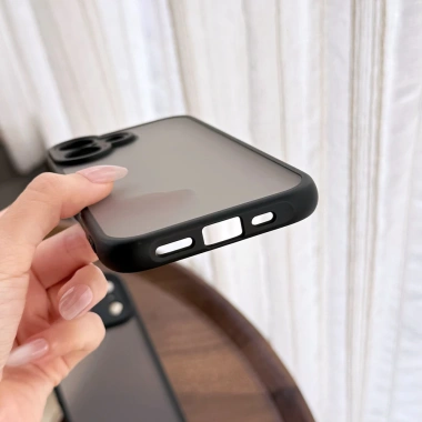Ốp iPhone 14-17 Đen Mờ Silicon Mềm, Bảo Vệ Camera, Chống Trầy Xước, Giá 50.613₫