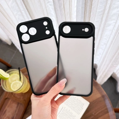 Ốp iPhone 14-17 Đen Mờ Silicon Mềm, Bảo Vệ Camera, Chống Trầy Xước, Giá 50.613₫