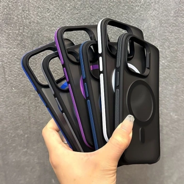 Ốp iPhone 16 Pro Max Matte CASE bảo vệ chống sốc chống rơi giảm giá 16%