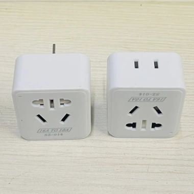Phích Cắm Chuyển Đổi 3 Chân Chéo 16A sang 10A, 4.000W, Giá 45.000