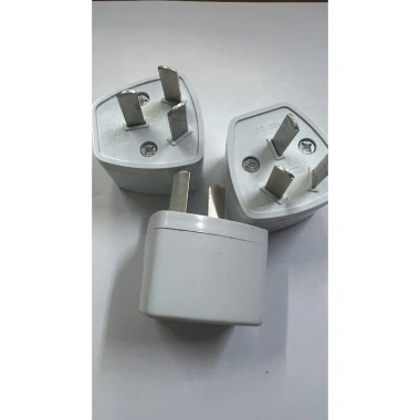 Phích Cắm Chuyển Đổi 3 Chân Chéo Sang 3 Chân - Độ Bền Cao, Lắp Nhanh, Giá 40.000₫ 2