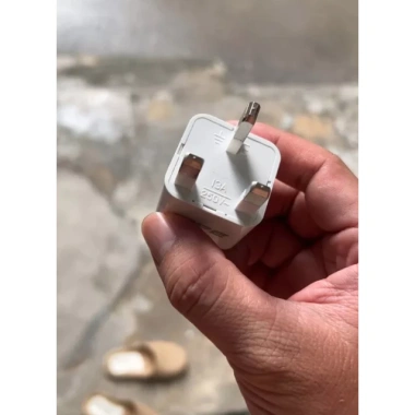 Phích cắm chuyển đổi du lịch MPE AD2 kiểu G 3 chân vuông - Hàng chính hãng, giá 30.000 VND