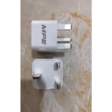 Phích cắm chuyển đổi du lịch MPE AD2 kiểu G 3 chân vuông - Hàng chính hãng, giá 30.000 VND