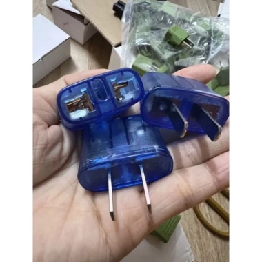 Phích cắm điện chuyển chân tròn sang dẹt cao cấp Nhật Canada du lịch 14.000₫ 4