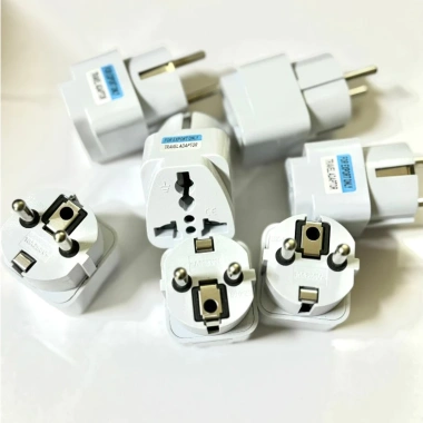 Phích cắm điện chuyển đổi 3 chấu sang 2 chấu đa năng 220V - Giá 8.000đ