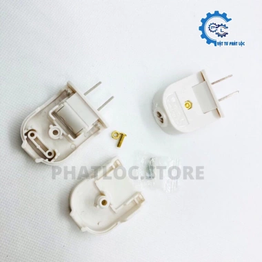 Phích cắm điện xoay chân dẹt 90 độ 10A 250V - Dễ lắp, xoay linh hoạt, chỉ 15.000₫ 2 Phích cắm điện xoay chân dẹt 90 độ 10A 250V - Dễ lắp, xoay linh hoạt, chỉ 15.000₫ 2