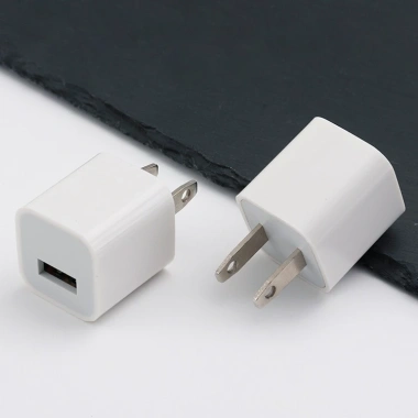 Phích Cắm USB An Toàn cho Đèn LED và Điện Thoại - Giá chỉ 12.000đ