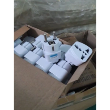 Phích chuyển đổi AC 250V 10A EU-US-ES-RU-IT-FR 1-2 Cái - Giá chỉ 15.000₫ tiết kiệm ngay