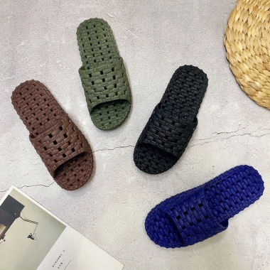 Phom Nhỏ Lên 2 Size TT272 – Đệm Cao Su Đẹp, Đeo Chông Trơn, Trượt, Lỗ Thoáng, Dùng Trong Nhà