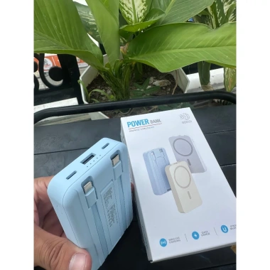Pin Dự Phòng 10.000mAh Không Dây - Sạc Nam Châm, Chân Đế, 2 Dây, Nhanh An Toàn 9