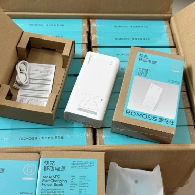 Pin sạc dự phòng Romoss 20.000mAh - Sạc nhanh 22.5W - Full box, giá chỉ 385.000₫ 8 Pin sạc dự phòng Romoss 20.000mAh - Sạc nhanh 22.5W - Full box, giá chỉ 385.000₫ 8