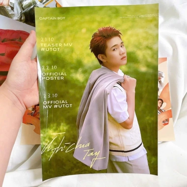 Poster A4 Dán Tường Anh Trai Say Hi - Chống Bay Màu, Trang Trí Phòng Giá 47.200₫ 3