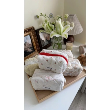 Pouch chần bông đa kích cỡ Pepper Clothing - Túi mỹ phẩm, hộp bút, giảm còn 114k 6 Pouch chần bông đa kích cỡ Pepper Clothing - Túi mỹ phẩm, hộp bút, giảm còn 114k 6