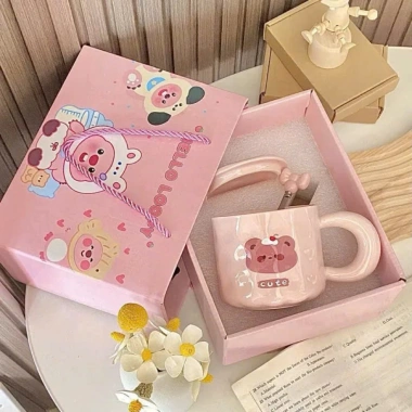 Quà tặng cốc sứ 420ml nắp + muỗng cao cấp, set túi hoạ tiết hoạt hình - 140.000 VND 3