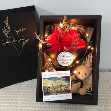 Quà Tặng Valentine YangYang Hoa Hồng Sáp Đèn LED và Gấu - Dành Cho Người Yêu 14/2