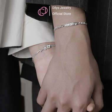 Quà Valentine Vòng Tay Đôi Titan Không Gỉ Tặng Người Yêu Hoa Lưu Ly Dilys MF05 67.500đ